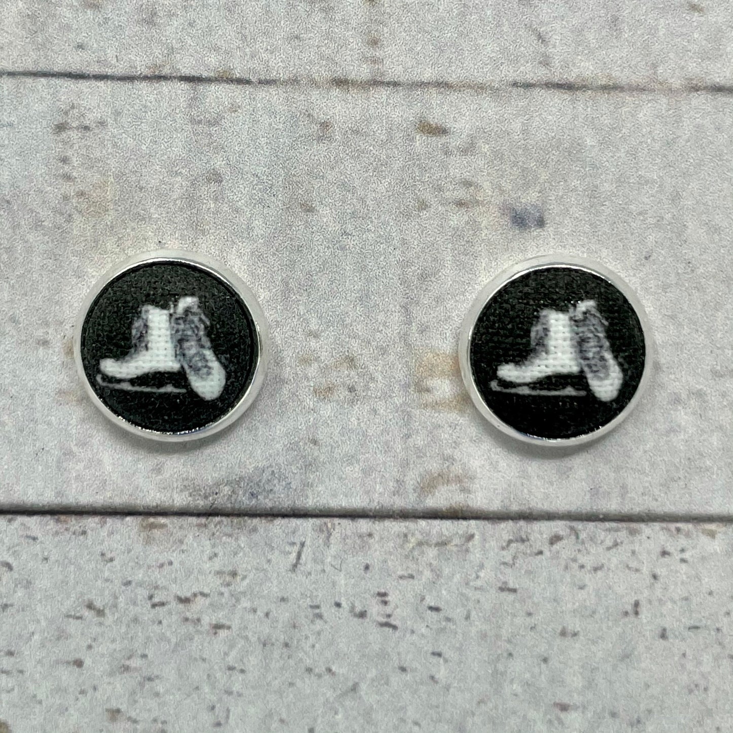 Figure/Ice Skating Fabric Stud Earrings